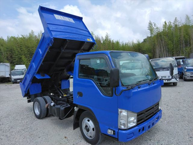 H22年　エルフ3tダンプ　低床|中古トラックの販売・買取・査定のアイナビ