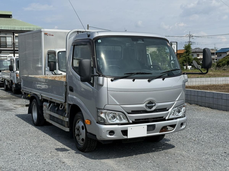2t積・平ボディ・標準セミロング・6MT・5t未満|中古トラックの販売・買取・査定のアイナビ