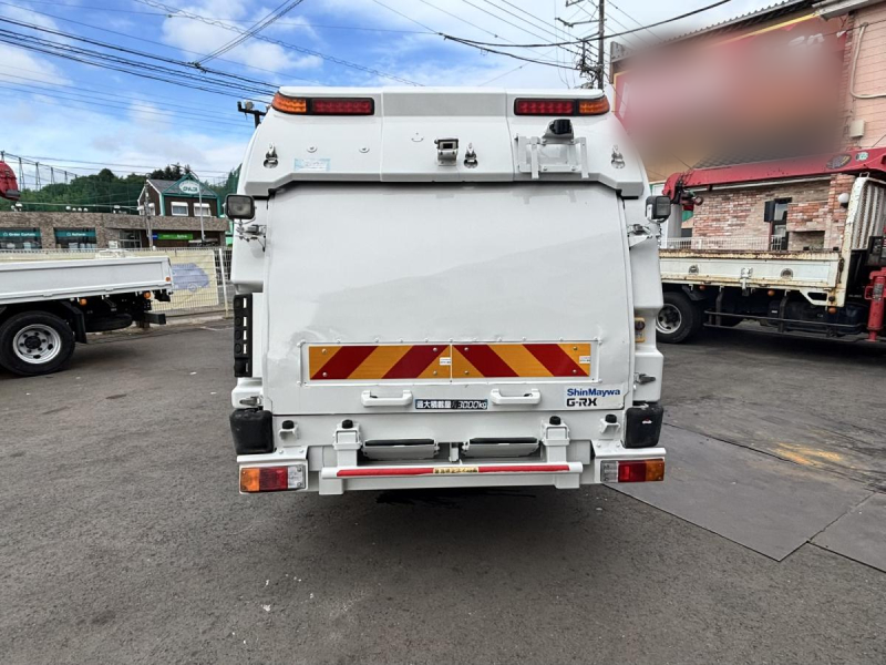 エルフ 巻き込みパッカー車 新明和製5.1立米 積載3000kg|中古トラックの販売・買取・査定のアイナビ