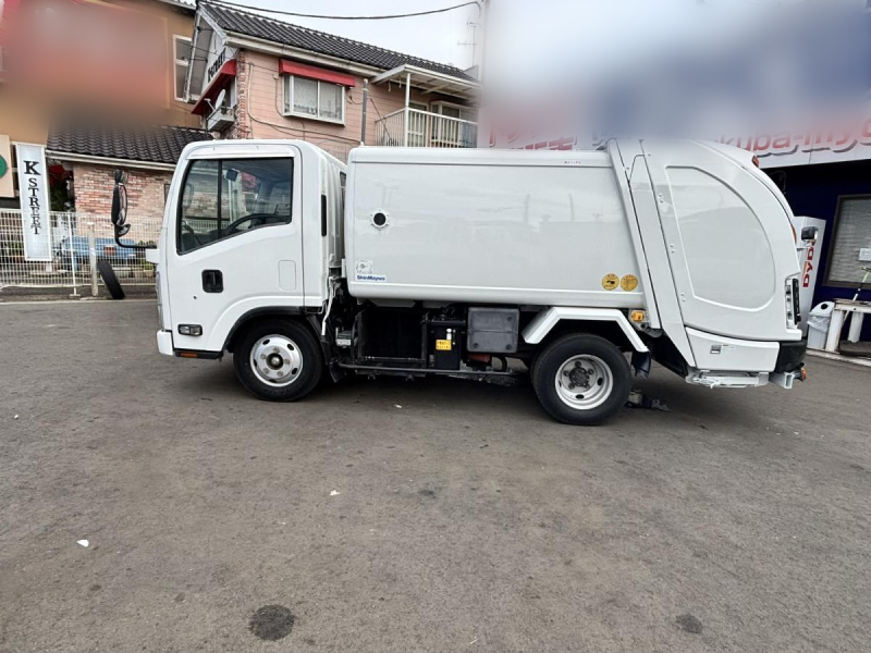 エルフ 巻き込みパッカー車 新明和製5.1立米 積載3000kg|中古トラックの販売・買取・査定のアイナビ