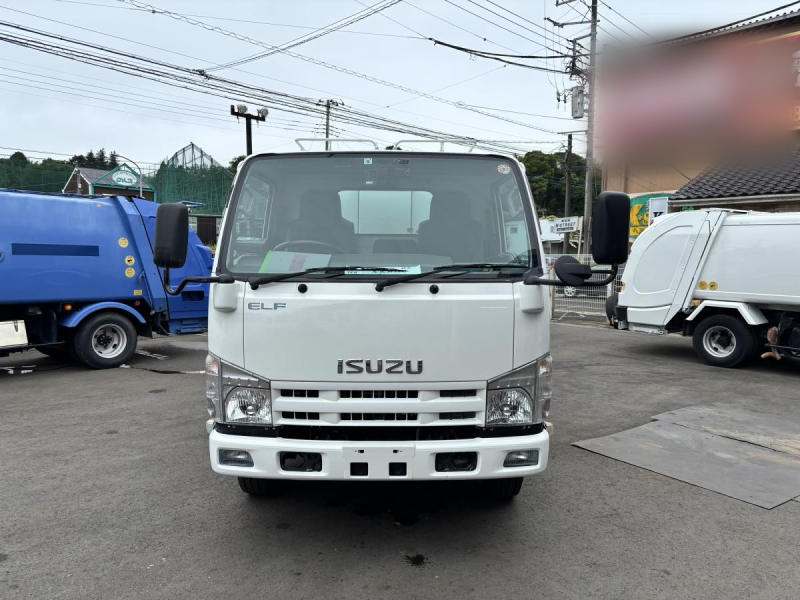 回転ダンプ式パッカー車 極東製5.0立米 積載3350kg|中古トラックの販売・買取・査定のアイナビ