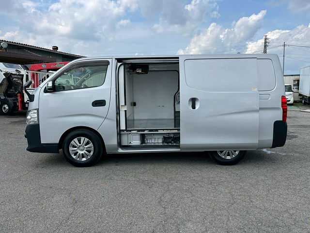 -5℃中温設定★ガソリン車★オートマ車!★新型普通免許OK|中古トラックの販売・買取・査定のアイナビ