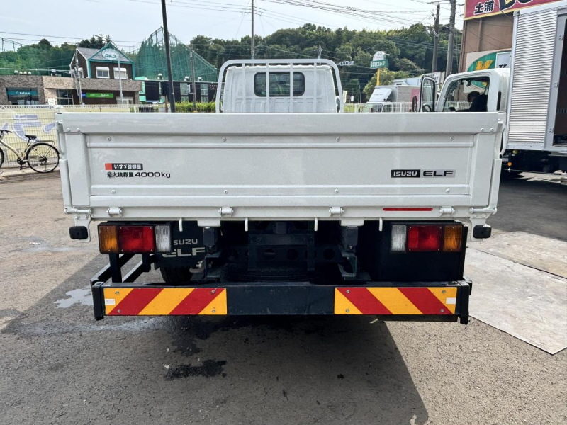 標準ロング平ボディー 積載4000kg|中古トラックの販売・買取・査定のアイナビ