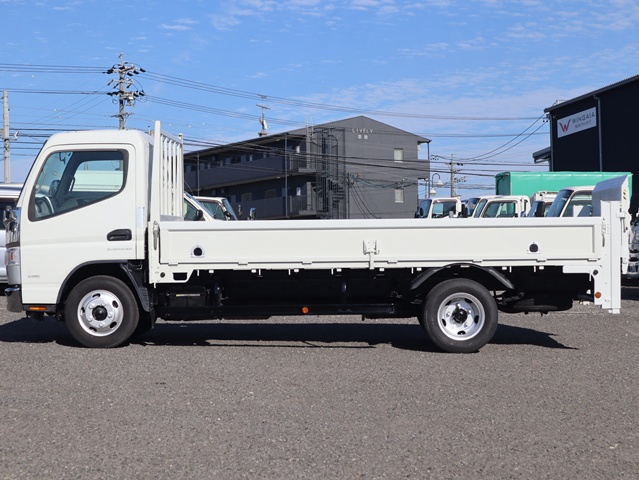 垂直式パワーゲート　標準ハイキャブ　ロング　全低床　平ボディ|中古トラックの販売・買取・査定のアイナビ