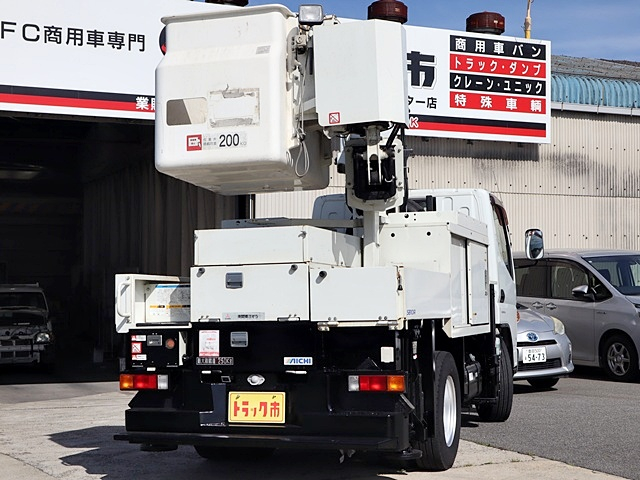 高所作業車　アイチ　SB10A　FRPバケット　作業床高さ9、7M|中古トラックの販売・買取・査定のアイナビ