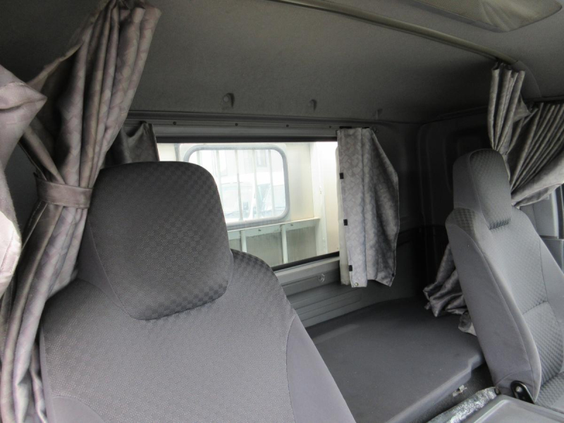垂直パワーゲート昇降600kg　エアサスシート|中古トラックの販売・買取・査定のアイナビ