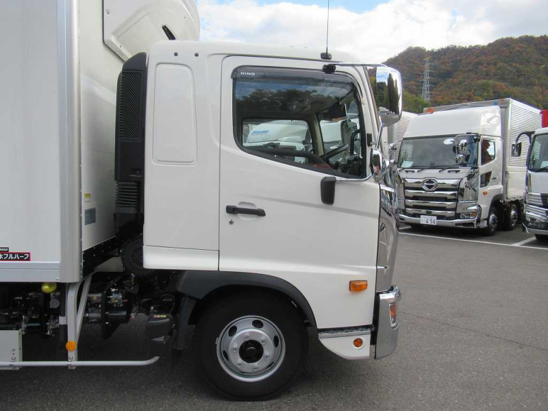 L6120　ワイド　フルハーフ　格納PG　菱重　低温　キーストン|中古トラックの販売・買取・査定のアイナビ