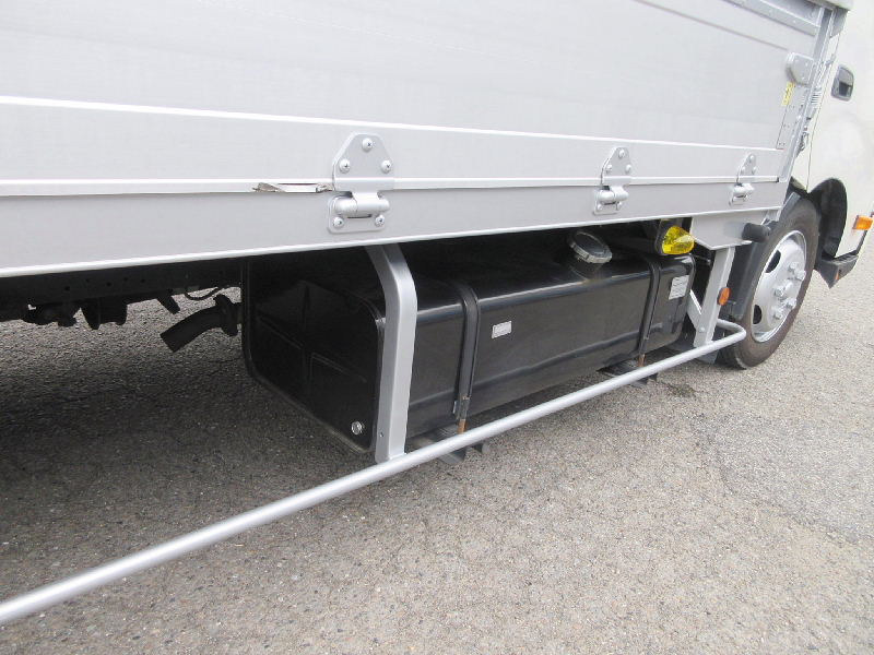 ★5010*2080*2300★超ロング★シート新品交換★積載2000kg★|中古トラックの販売・買取・査定のアイナビ