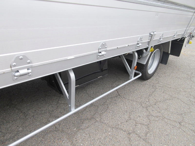 ★5010*2080*2300★超ロング★シート新品交換★積載2000kg★|中古トラックの販売・買取・査定のアイナビ