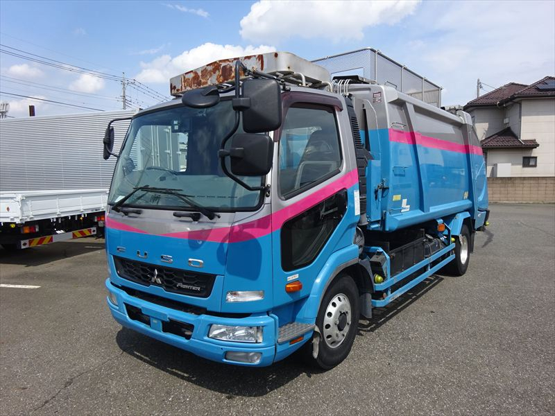 プレス　10.2　新明和|中古トラックの販売・買取・査定のアイナビ