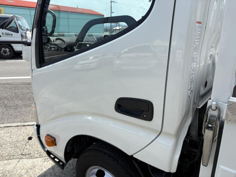 H26 トヨエース　セミロング　2t|中古トラックの販売・買取・査定のアイナビ