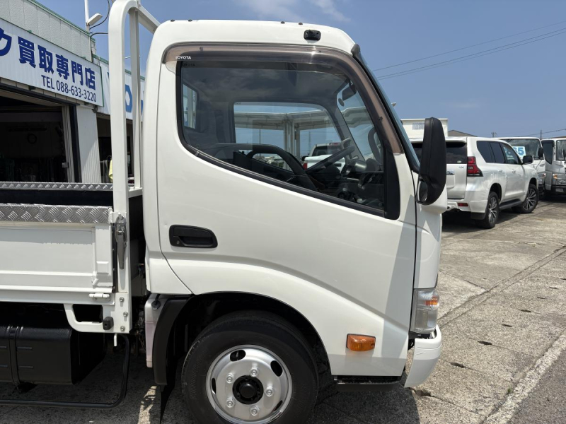 H26 トヨエース　セミロング　2t|中古トラックの販売・買取・査定のアイナビ
