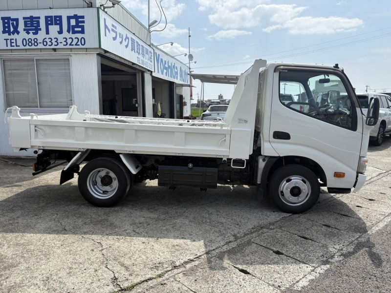 H26　デュトロ　2tダンプ　コボレーン付|中古トラックの販売・買取・査定のアイナビ