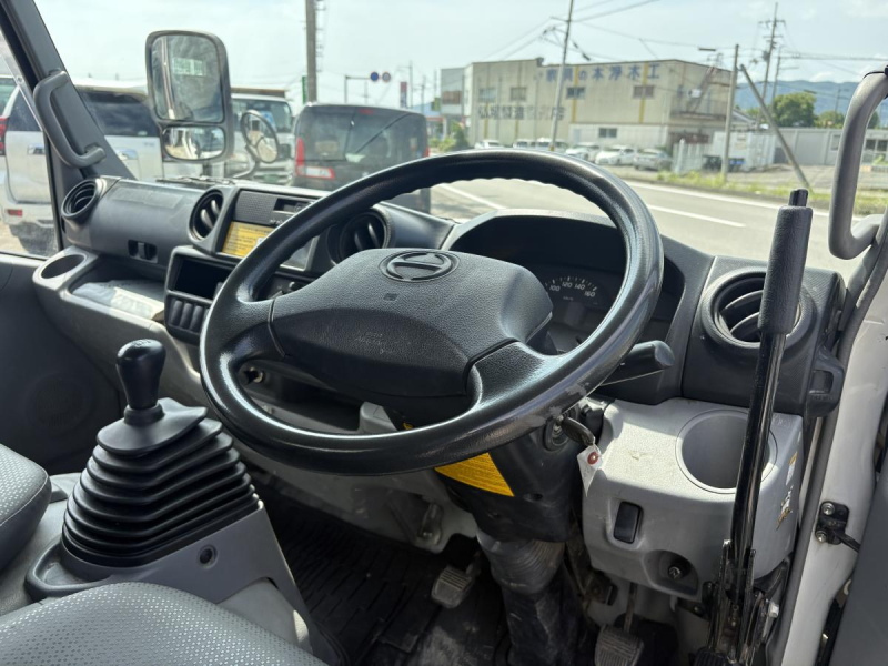 H26　デュトロ　2tダンプ　コボレーン付|中古トラックの販売・買取・査定のアイナビ