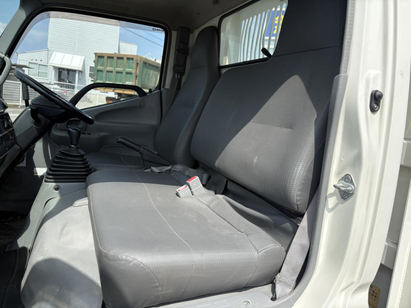 H26　デュトロ　2tダンプ　コボレーン付|中古トラックの販売・買取・査定のアイナビ