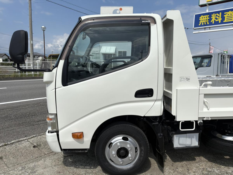 H26　デュトロ　2tダンプ　コボレーン付|中古トラックの販売・買取・査定のアイナビ