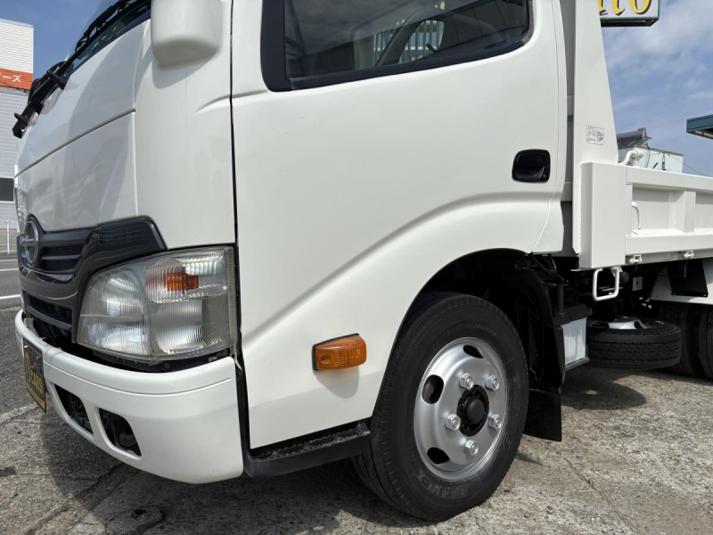 H26　デュトロ　2tダンプ　コボレーン付|中古トラックの販売・買取・査定のアイナビ