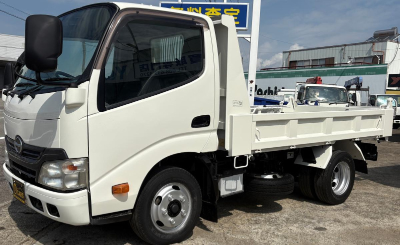 H26　デュトロ　2tダンプ　コボレーン付|中古トラックの販売・買取・査定のアイナビ