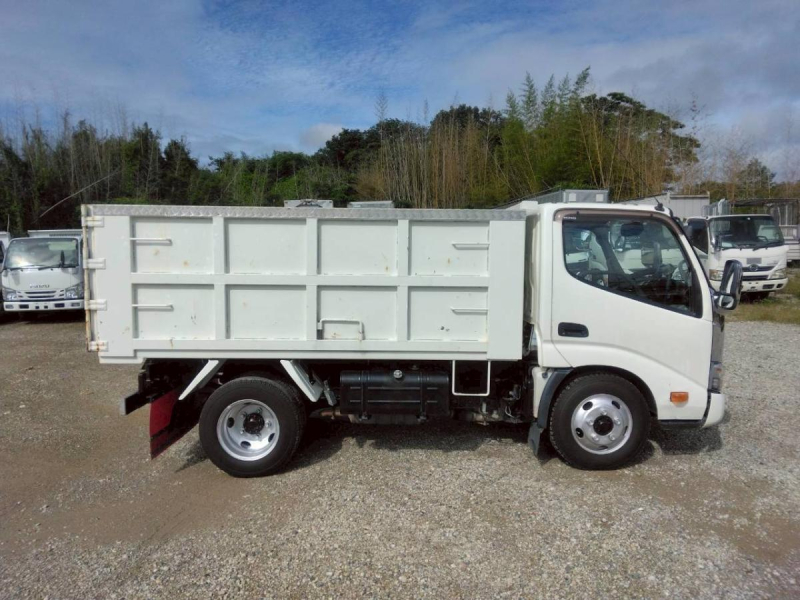 H30年　デュトロ 3t 高床 強化 深ダンプ　No.1064|中古トラックの販売・買取・査定のアイナビ