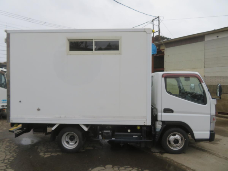 車検付H24年キャンターATキッチンカー装備品新品キャビン塗装済|中古トラックの販売・買取・査定のアイナビ