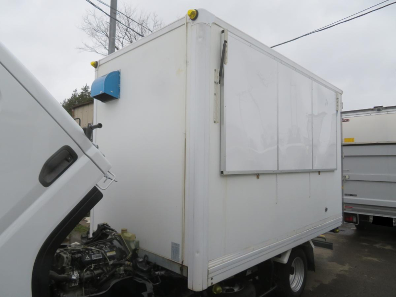 車検付H24年キャンターATキッチンカー装備品新品キャビン塗装済|中古トラックの販売・買取・査定のアイナビ