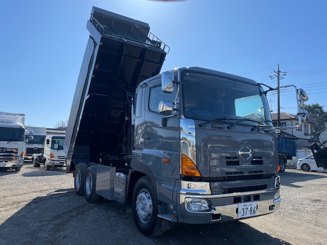 プロフィア 530×220 走行距離47万 2デフメッキパーツ|中古トラックの販売・買取・査定のアイナビ