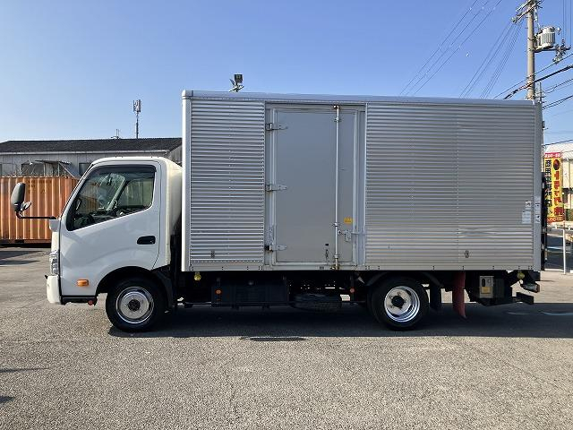 日野 バン車 デュトロ|中古トラックの販売・買取・査定のアイナビ