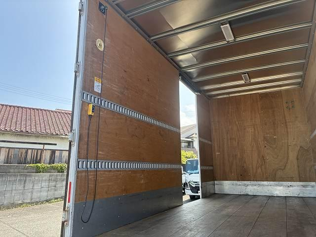 三菱ふそう バン車 キャンター|中古トラックの販売・買取・査定のアイナビ