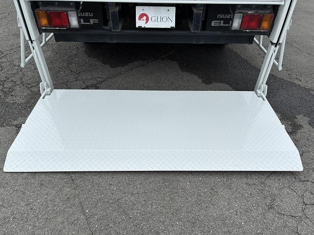 いすゞ 平ボディ|中古トラックの販売・買取・査定のアイナビ