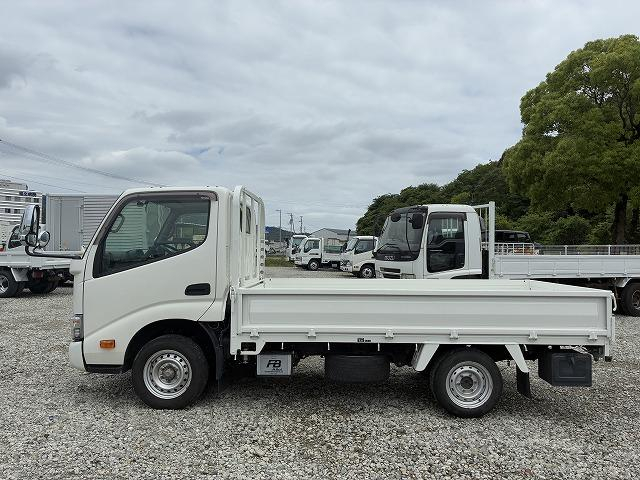 トヨタ 平ボディ|中古トラックの販売・買取・査定のアイナビ