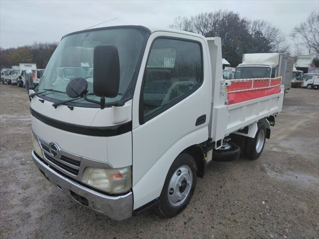 H21年 日野デュトロ3t低床ダンプ|中古トラックの販売・買取・査定のアイナビ