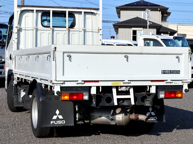 平ボディ　積載2t|中古トラックの販売・買取・査定のアイナビ