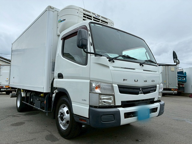 左サイド扉 5速マニュアル MT 3t 7t 小型 冷凍バン 箱車|中古トラックの販売・買取・査定のアイナビ