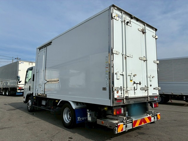 東プレ 3トン積載 左サイド扉 150馬力 6速 MT 3t 7t 準中型|中古トラックの販売・買取・査定のアイナビ