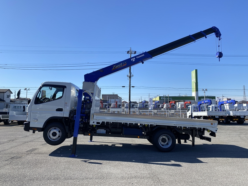 キャンター　ワイド超ロング　タダノ4段　ＨＩジャッキ　積載3,250ｋg|中古トラックの販売・買取・査定のアイナビ