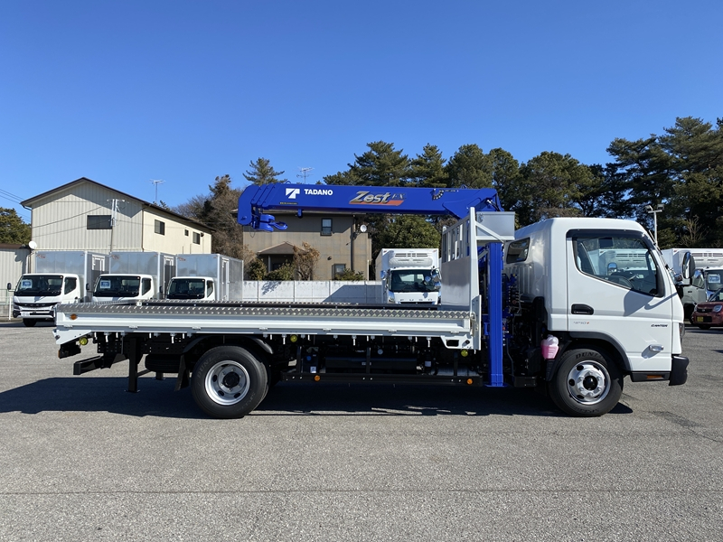 キャンター　ワイド超ロング　タダノ4段　ＨＩジャッキ　積載3,250ｋg|中古トラックの販売・買取・査定のアイナビ