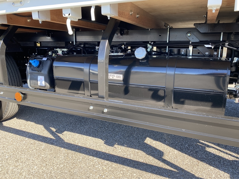 キャンター　ワイド超ロング　タダノ4段　ＨＩジャッキ　積載3,250ｋg|中古トラックの販売・買取・査定のアイナビ