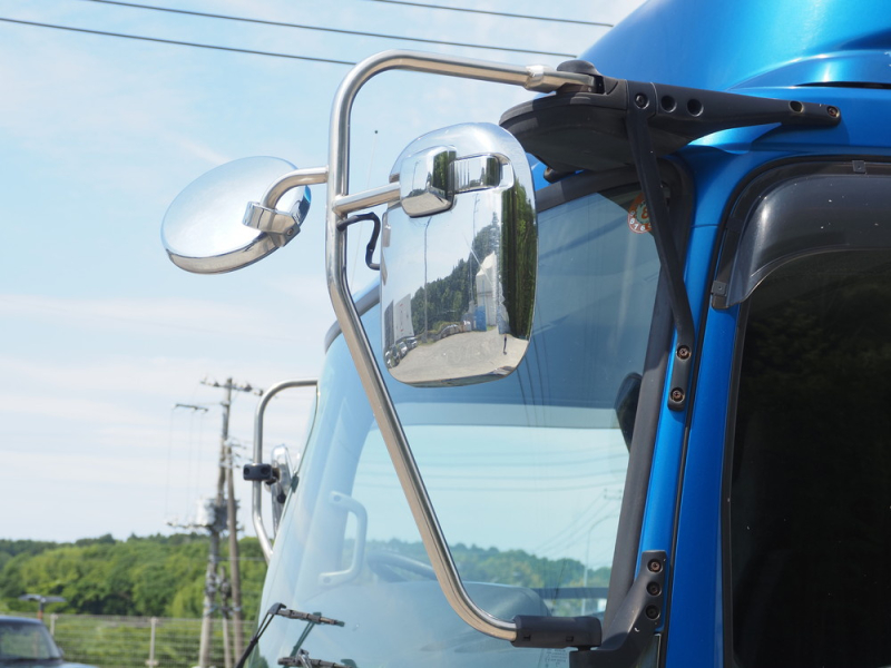 UDトラックス ウイング車 コンドル|中古トラックの販売・買取・査定のアイナビ
