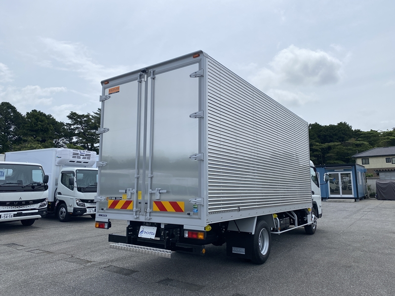 キャンター　ワイド超ロング　高床　ラッシング2段　サイドドア　積載3,500kg|中古トラックの販売・買取・査定のアイナビ
