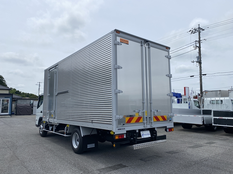 キャンター　ワイド超ロング　高床　ラッシング2段　サイドドア　積載3,500kg|中古トラックの販売・買取・査定のアイナビ