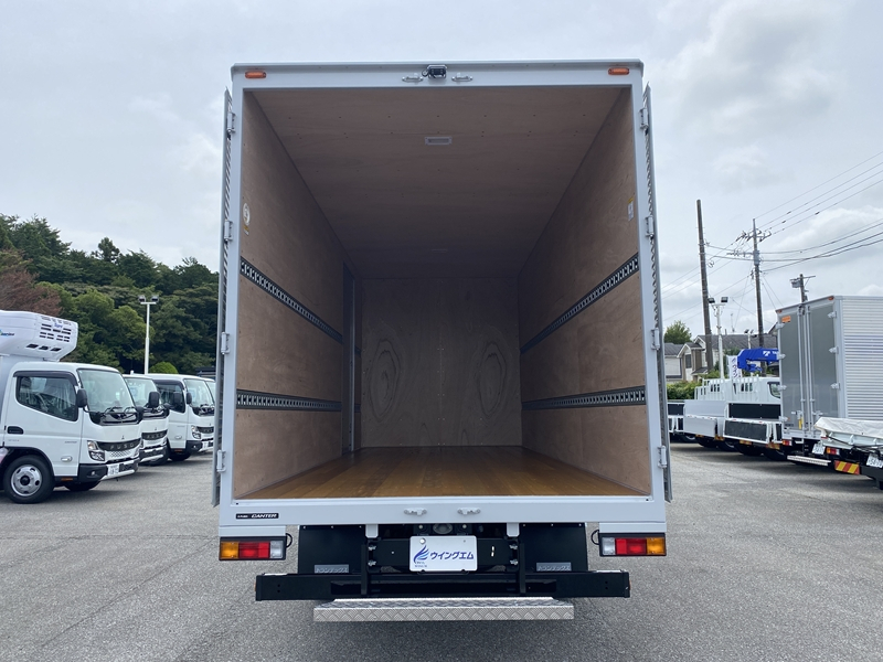 キャンター　ワイド超ロング　高床　ラッシング2段　サイドドア　積載3,500kg|中古トラックの販売・買取・査定のアイナビ