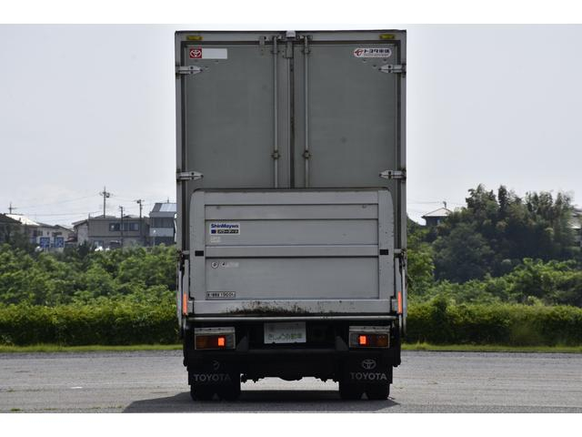 トヨタ バン車|中古トラックの販売・買取・査定のアイナビ