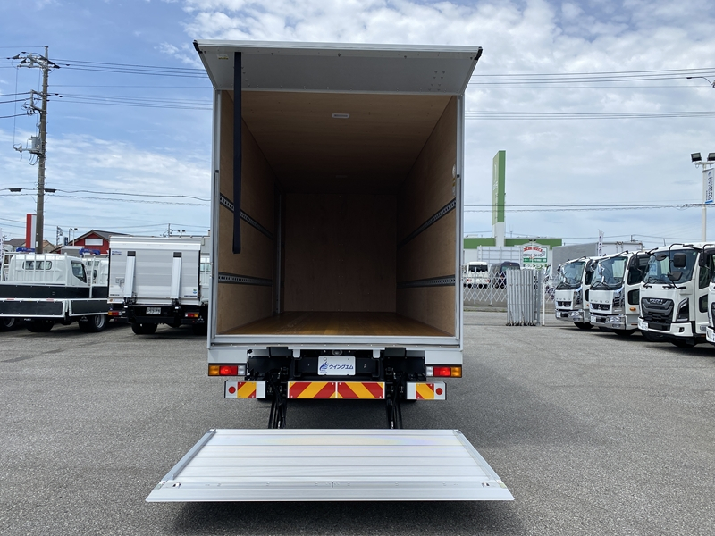 キャンター　ワイド超ロング　高床　ラッシング2段　サイドドア　跳上ゲート付　積載3,500kg|中古トラックの販売・買取・査定のアイナビ