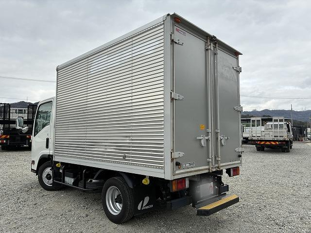 いすゞ バン車|中古トラックの販売・買取・査定のアイナビ