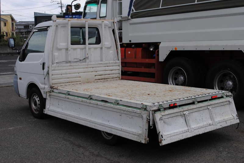 H26　バネット　850kg　Wタイヤ|中古トラックの販売・買取・査定のアイナビ