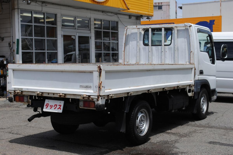 H16　タイタンダッシュ　平ボディ　積載1.5t|中古トラックの販売・買取・査定のアイナビ