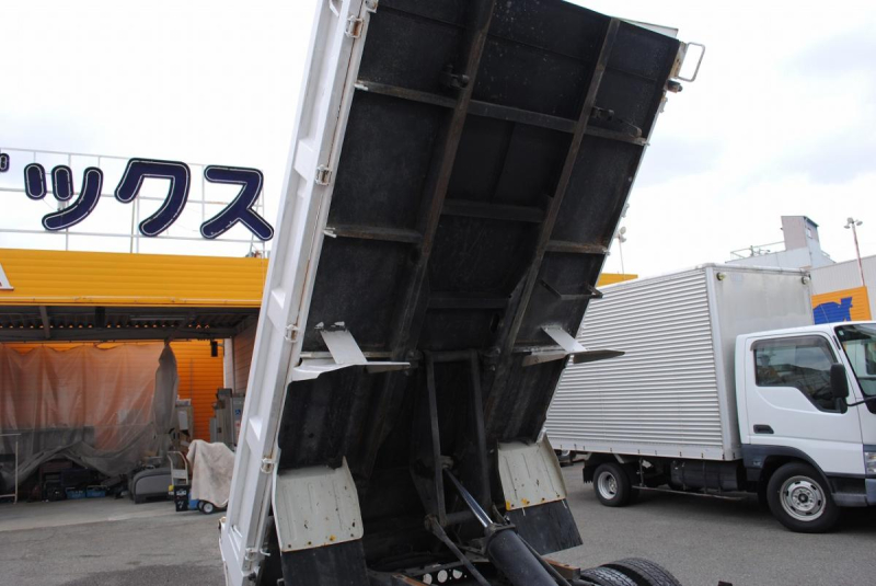 H16　アトラス　ダンプ　積載2t　全低床|中古トラックの販売・買取・査定のアイナビ
