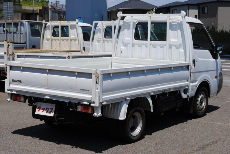 H25　ボンゴトラック　積載850kg　Wタイヤ|中古トラックの販売・買取・査定のアイナビ