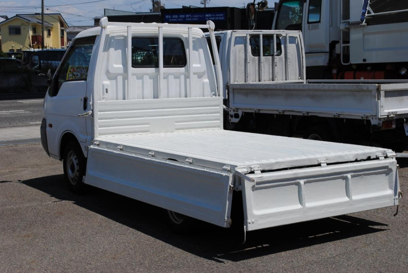 H25　ボンゴトラック　積載850kg　Wタイヤ|中古トラックの販売・買取・査定のアイナビ