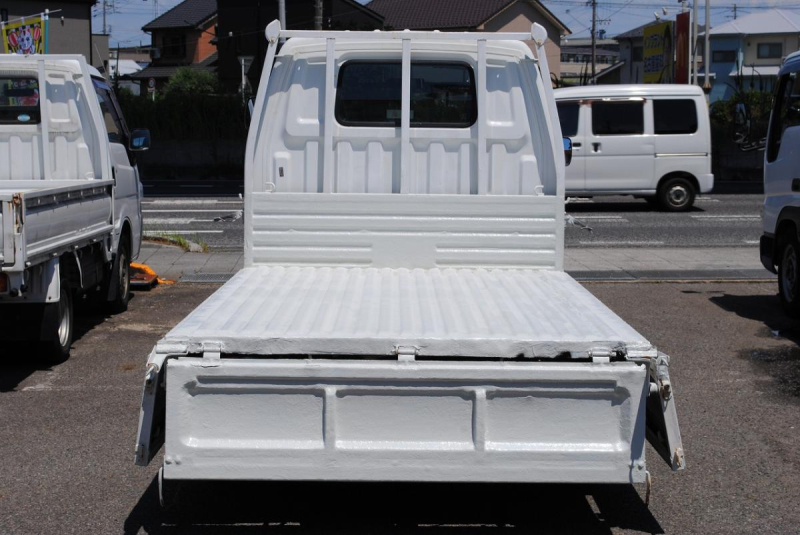 H25　ボンゴトラック　積載850kg　Wタイヤ|中古トラックの販売・買取・査定のアイナビ
